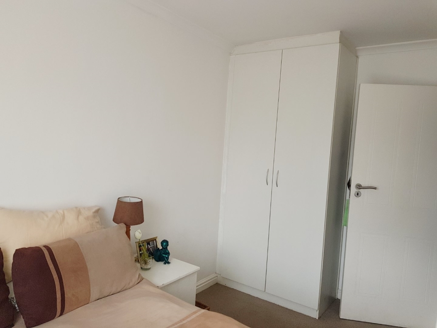 To Let 3 Bedroom Property for Rent in Table View Western Cape